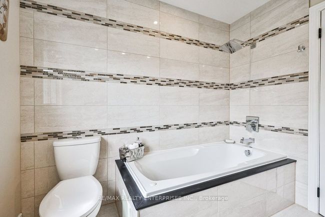 59 Menno St, House other with 4 bedrooms, 2 bathrooms and 6 parking in Breslau ON | Image 20