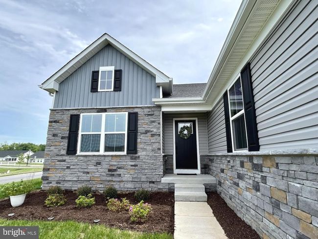 17 Perspective Pl, House other with 3 bedrooms, 3 bathrooms and null parking in HEDGESVILLE WV | Image 55