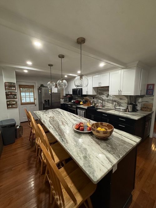 20 Oceanview St, Winthrop, MA, 02152-3030 | Card Image