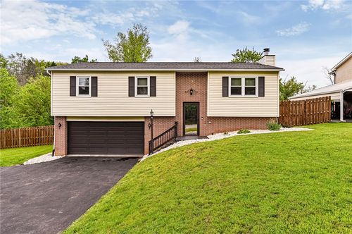 2329 Skidmore Rd, Greensburg, PA, 15601-5876 | Card Image
