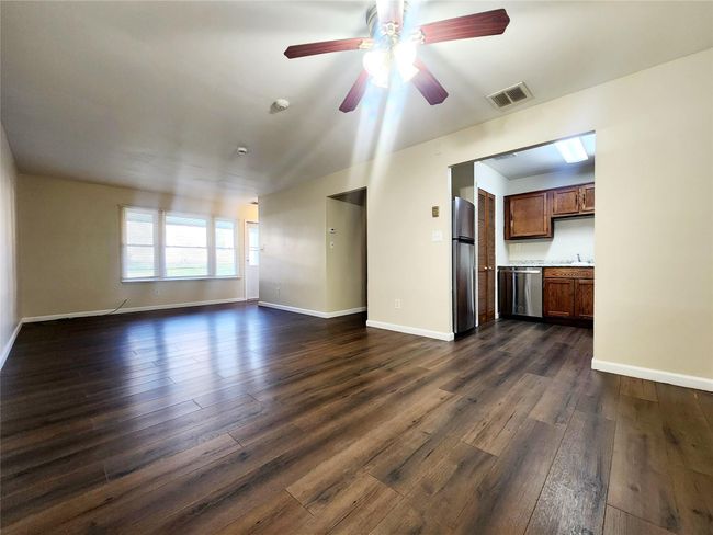 Open and spacious layout | Image 4