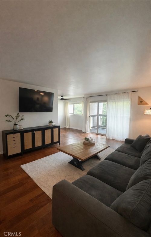 23635 Park Capri, Calabasas, CA, 91302 | Card Image