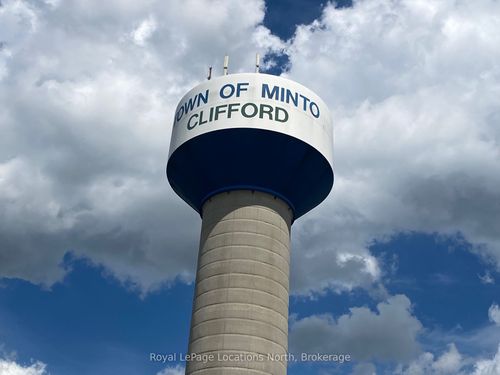 26 Park St W, Clifford, ON, N0G1M0 | Card Image