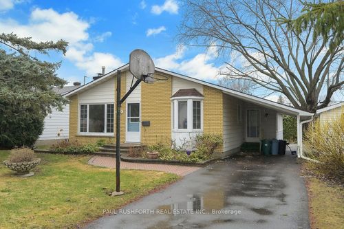 302 Roxdale Avenue, Orleans - Cumberland and Area, ON, K1E1T8 | Card Image