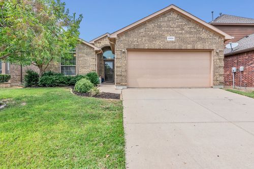 2333 Half Moon Bay Ln, Fort Worth, TX, 76177-6100 | Card Image