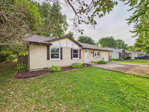 575 N Market St, Andrews, IN, 46702-9772 | Card Image