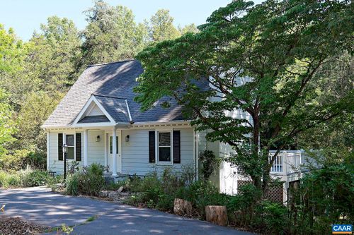 2131 Viburnum Ct, CHARLOTTESVILLE, VA, 22911-9060 | Card Image
