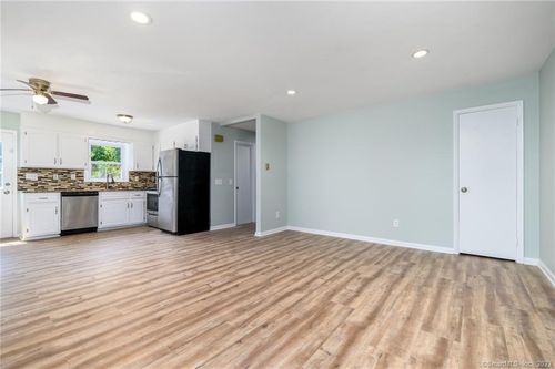 2-51 Elmwood Ave, Norwalk, CT, 06854-2822 | Card Image