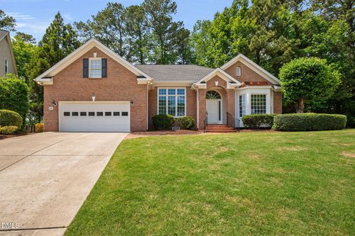 105 Parkvine Cir, Cary, NC, 27519-5990 | Card Image