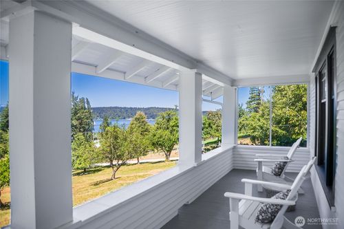 16832 Mcintyre Rd Sw, Vashon, WA, 98070-4412 | Card Image