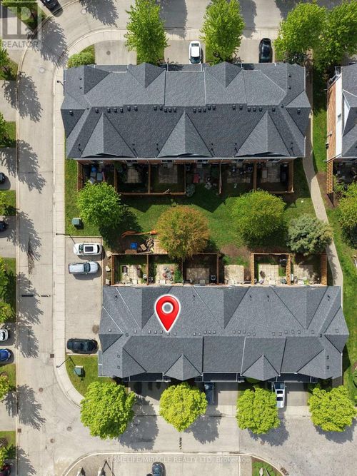 55-151 Clairfields Drive E, Guelph (Pineridge/Westminster Woods), ON, N1L1P5 | Card Image