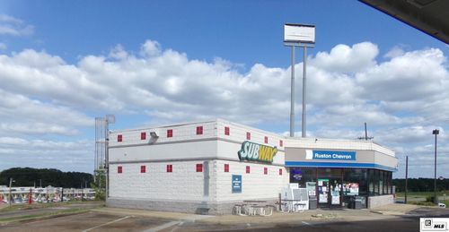 110 Woodward Ave, Ruston, LA, 71270-2351 | Card Image