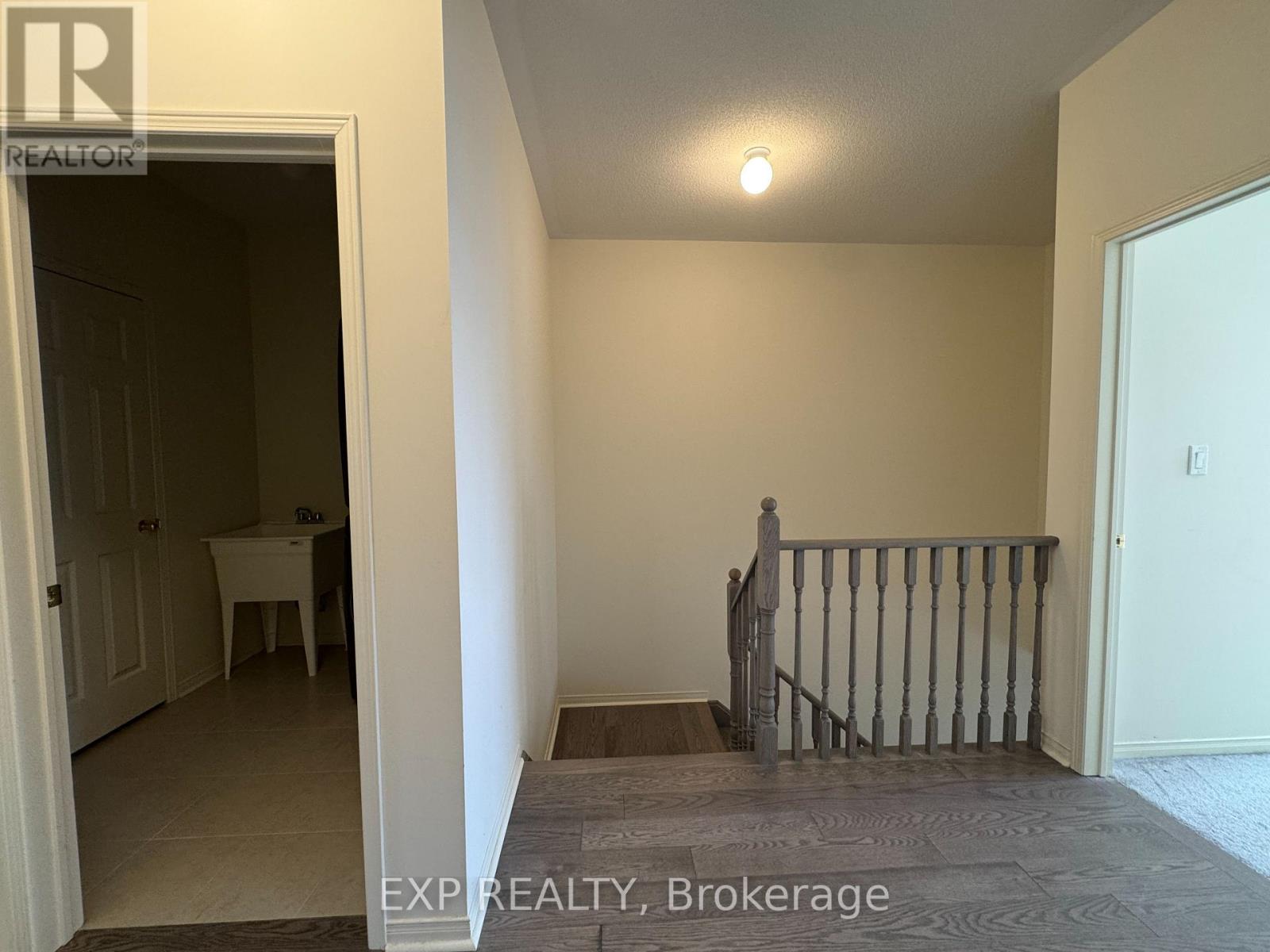 Residential Lease in Richmond Hill 5