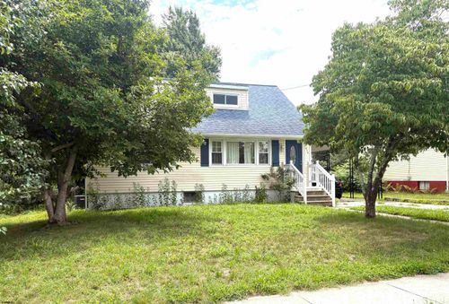 616 Buffalo Ave, Egg Harbor City, NJ, 08215-2106 | Card Image