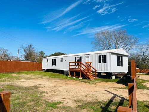 35226 Free Ln, Pinehurst, TX, 77362-2583 | Card Image