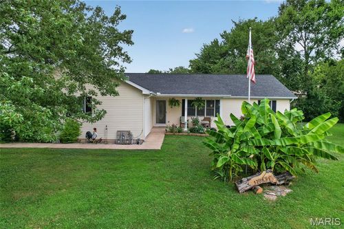 101 S Locust St, Dixon, MO, 65459-8724 | Card Image