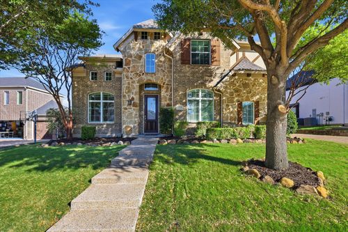 8705 Verona Dr, Mckinney, TX, 75071-5017 | Card Image