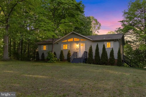 303 Pine Dr, Louisa, VA, 23093-5518 | Card Image