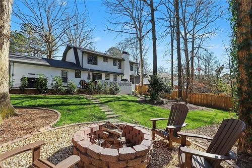 7070 Glenridge Dr, Atlanta, GA, 30328-2629 | Card Image