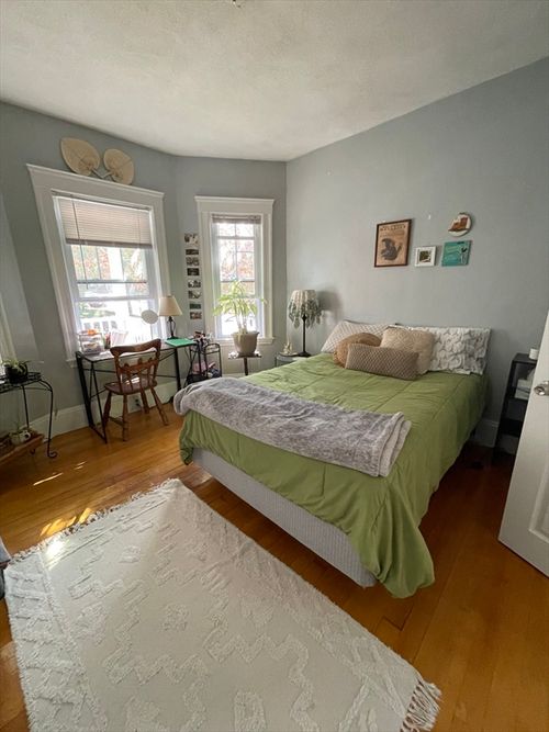 1-117 Hillsdale Rd, Somerville, MA, 02144 | Card Image