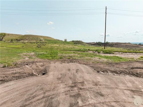 7202 White Pine Cir, Billings, MT, 59106 | Card Image