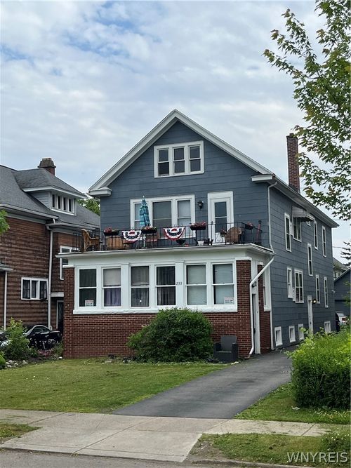 233 Minnesota Ave, Buffalo, NY, 14215-1013 | Card Image