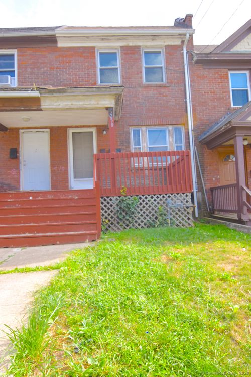 250 Wood St, Waterbury, CT, 06704-4140 | Card Image