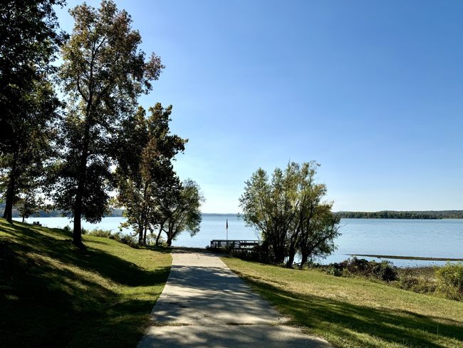 Leading to Dock/Ramp | Image 52