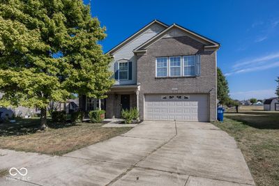 1472 Valdosta Court, House other with 3 bedrooms, 2 bathrooms and null parking in Shelbyville IN | Image 1