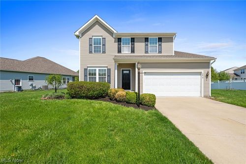 3819 Arcadia Cir, Willoughby, OH, 44094-7877 | Card Image