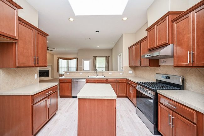 Kitchen | Image 22