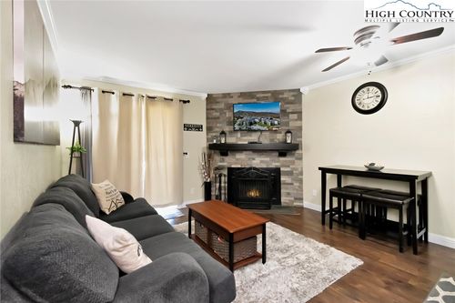 unit-3230-301 Pinnacle Inn Rd, Beech Mountain, NC, 28604-7479 | Card Image