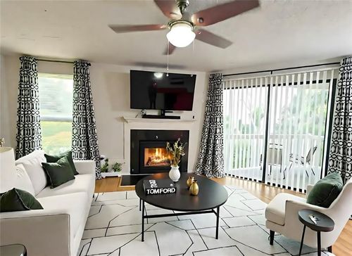 6379 Wedgeview Ct, Tucker, GA, 30084-1380 | Card Image