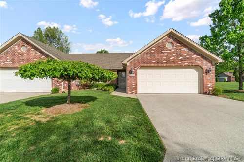 8457 Hunters Trce, Sellersburg, IN, 47172-1070 | Card Image