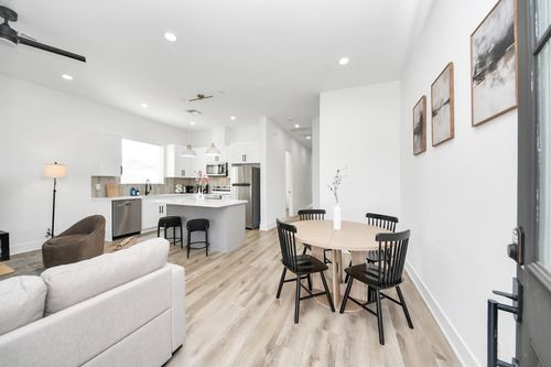 3909 Maggie St, Houston, TX, 77051 | Card Image