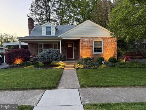 2111 E Wallace Street, YORK, PA, 17402 | Card Image