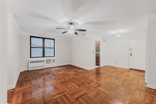 Living Space other view | Image 8