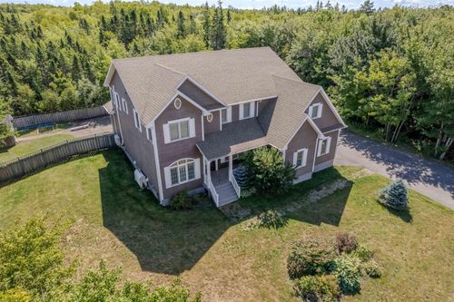 29 Carmichael Dr, Sydney, NS, B1S3K4 | Card Image