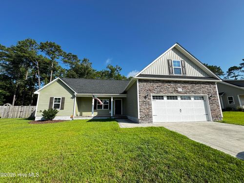 232 Westfield Dr, Richlands, NC, 28574-8009 | Card Image