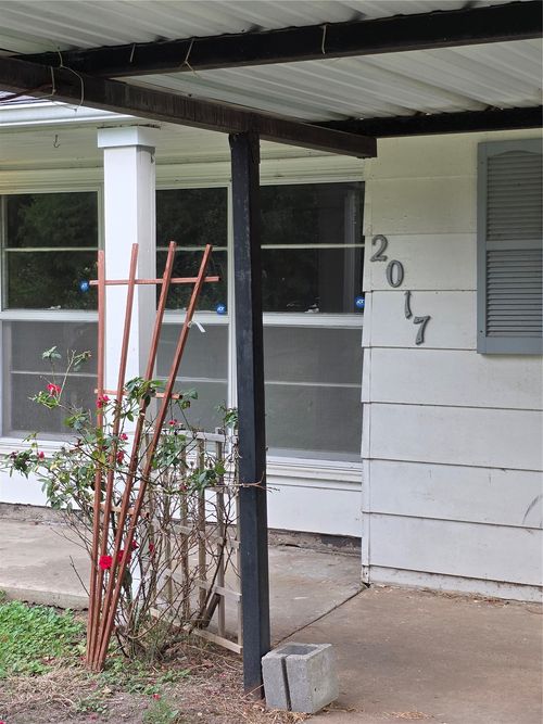 2017 Denver St, Muskogee, OK, 74401-7118 | Card Image