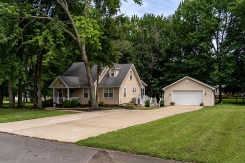 87 Cherokee Springs Ct, Jamestown, KY, 42629-8018 | Card Image
