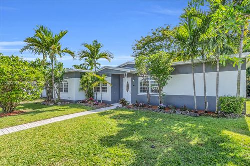 5971 W 13th Ave, Hialeah, FL, 33012-6356 | Card Image