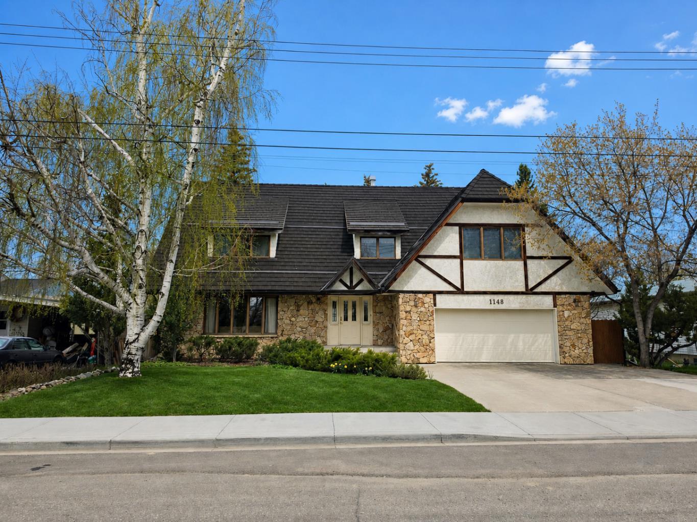 Residential in Pincher Creek
