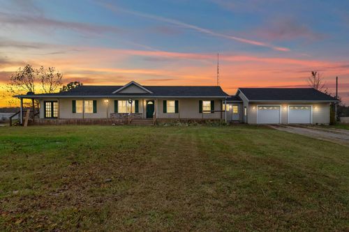 7534 Robins Rd, Hillsdale, MI, 49242-9717 | Card Image