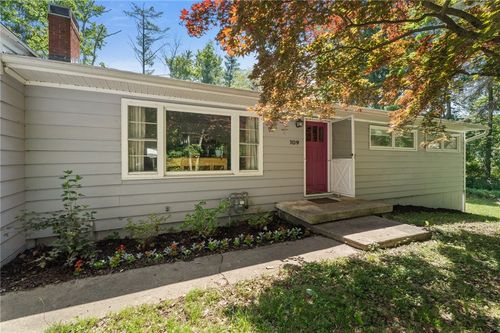 109 Kay St, Ithaca, NY, 14850-1703 | Card Image