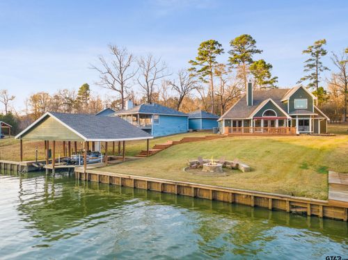 135 Naus Dr, Winnsboro, TX, 75494-5494 | Card Image