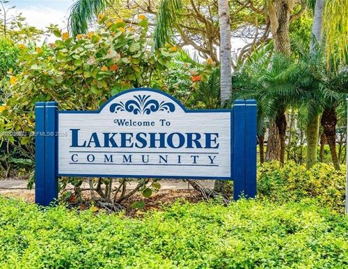 1044l-1044 S Independence Dr, Homestead, FL, 33034-2637 | Card Image