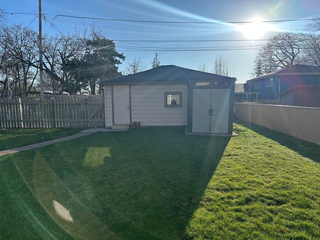 9301 Raymond Ave, House other with 2 bedrooms, 1 bathrooms and 2 parking in Oak Lawn IL | Image 15
