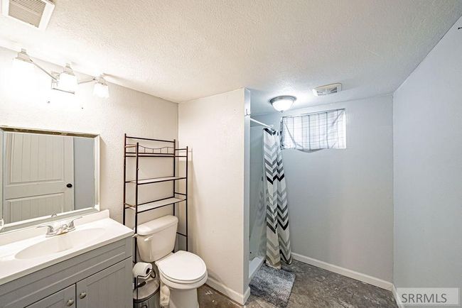 462 Ne Main St, House other with 4 bedrooms, 2 bathrooms and 1 parking in Blackfoot ID | Image 24