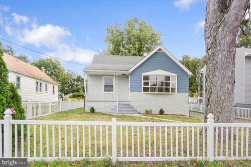 8029 Duvall Ave, Baltimore, MD, 21237-2847 | Card Image